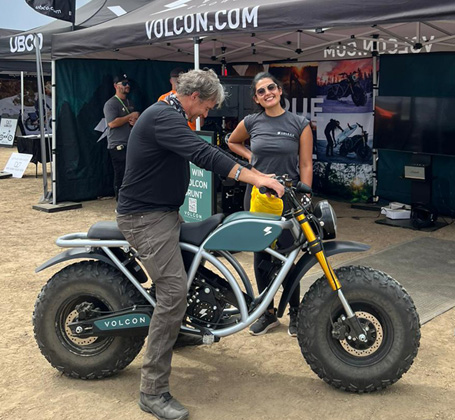 hire promotional models in Los Angeles